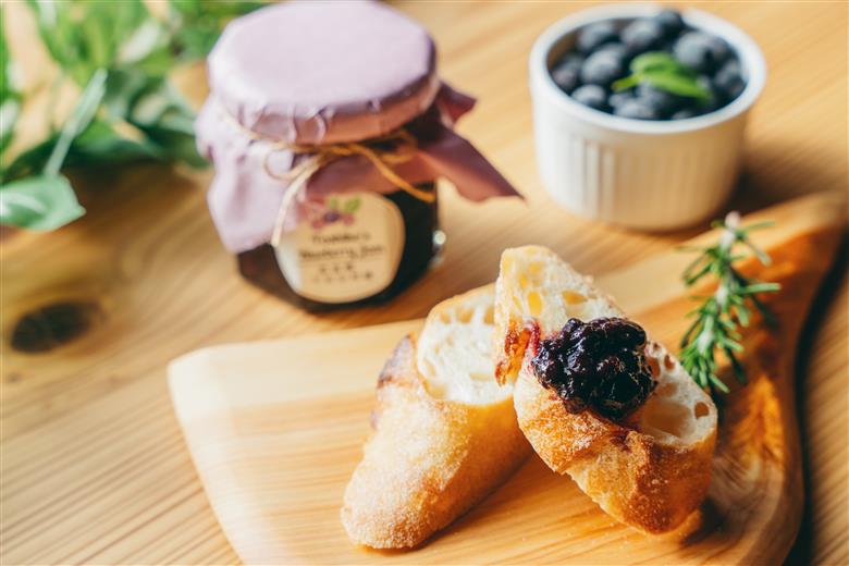 先行受付 2025年9月～発送 としちゃんのブルーベリージャム200gx6個 手摘み 下北山村産 栽培期間中農薬不使用