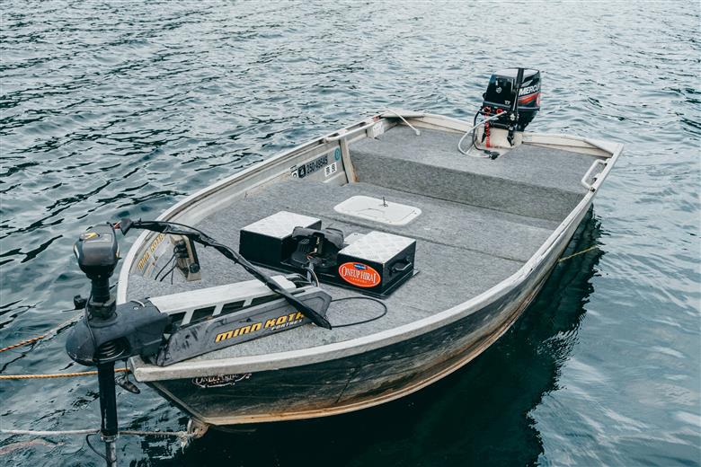 池原ダム  レンタルボート【ステーサー390  30馬力】ワンアップヒライ バス釣り 1日乗船券