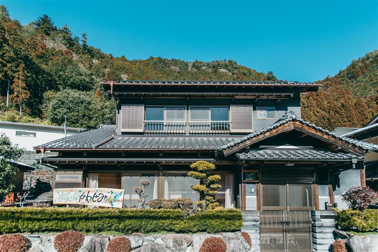 清流の宿かわせみ ペア1泊2日 宿泊券 下北山村で素泊まり。