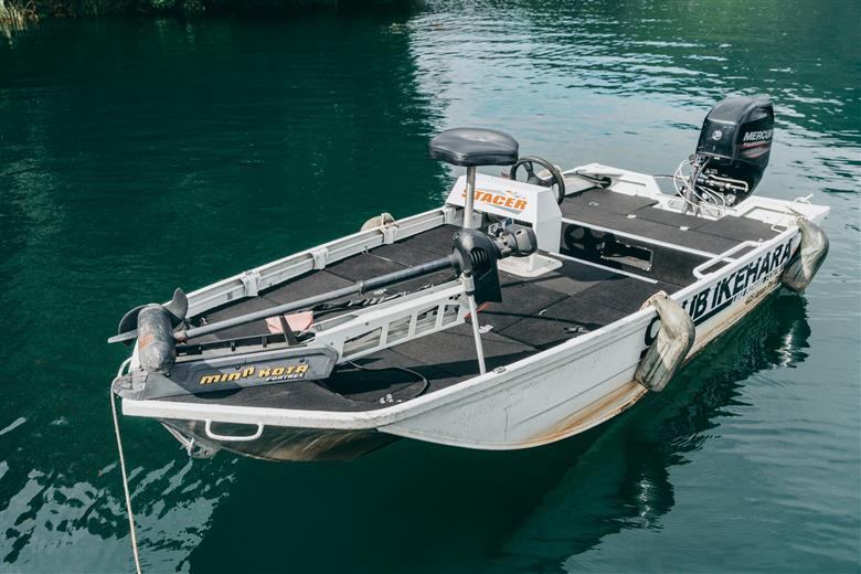 池原ダム  レンタルボート【ステーサー425  50馬力 マーキュリー】クラブ池原 バス釣り 1日乗船券