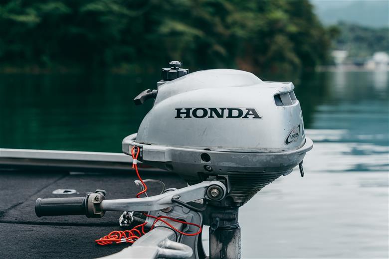 池原ダム  レンタルボート【ウィザード330  2馬力  免許不要】トボト スロープ バス釣り 1日乗船券