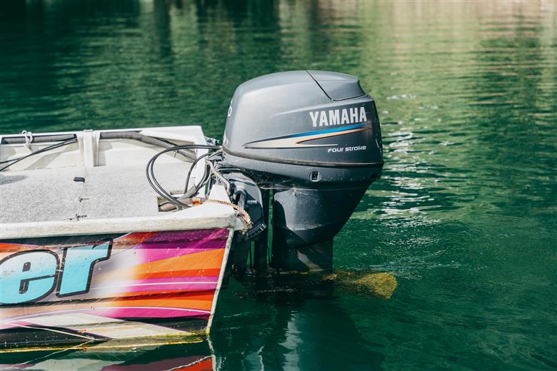 池原ダム  レンタルボート【ステーサー400 40馬力】ホワイトリバー バス釣り 1日乗船券