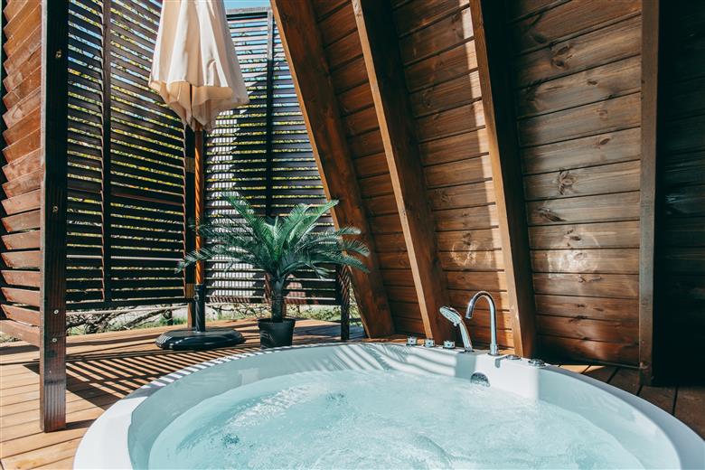 Lake Forest202 1泊2日宿泊券 素泊まり 1～2人宿泊可 グランピングロッジ１棟貸し