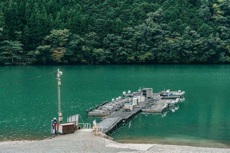 七色ダム  レンタルボート【ハイドロ 15f 50馬力】ティーズオン バス釣り 1日乗船券