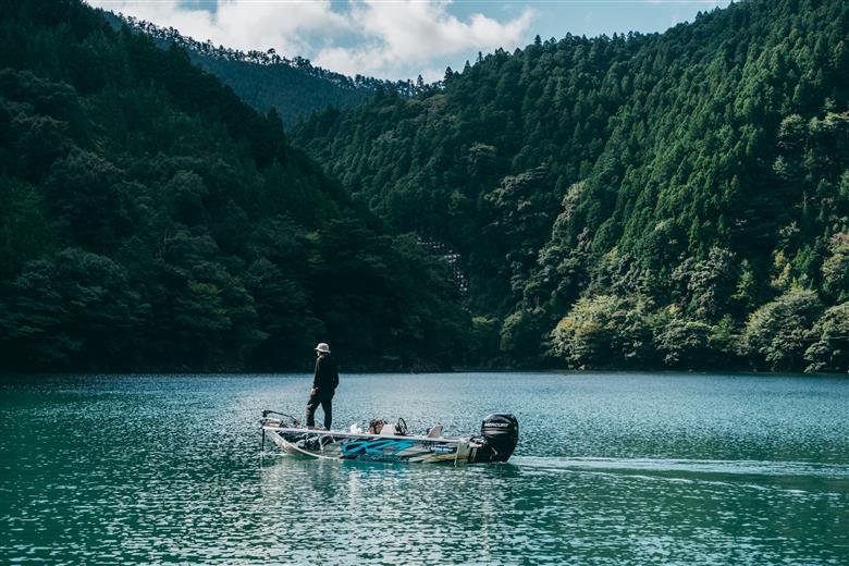 池原ダム  レンタルボート【ステーサー440  60馬力】ホワイトリバー バス釣り 1日乗船券