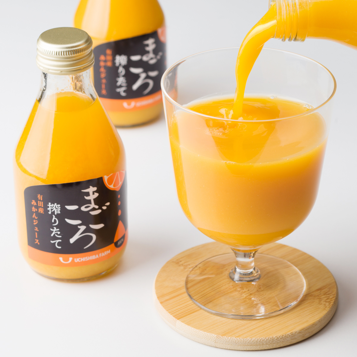 M081　まごころ搾りたて有田産清見ジュース１８０ｍｌ　１２本入