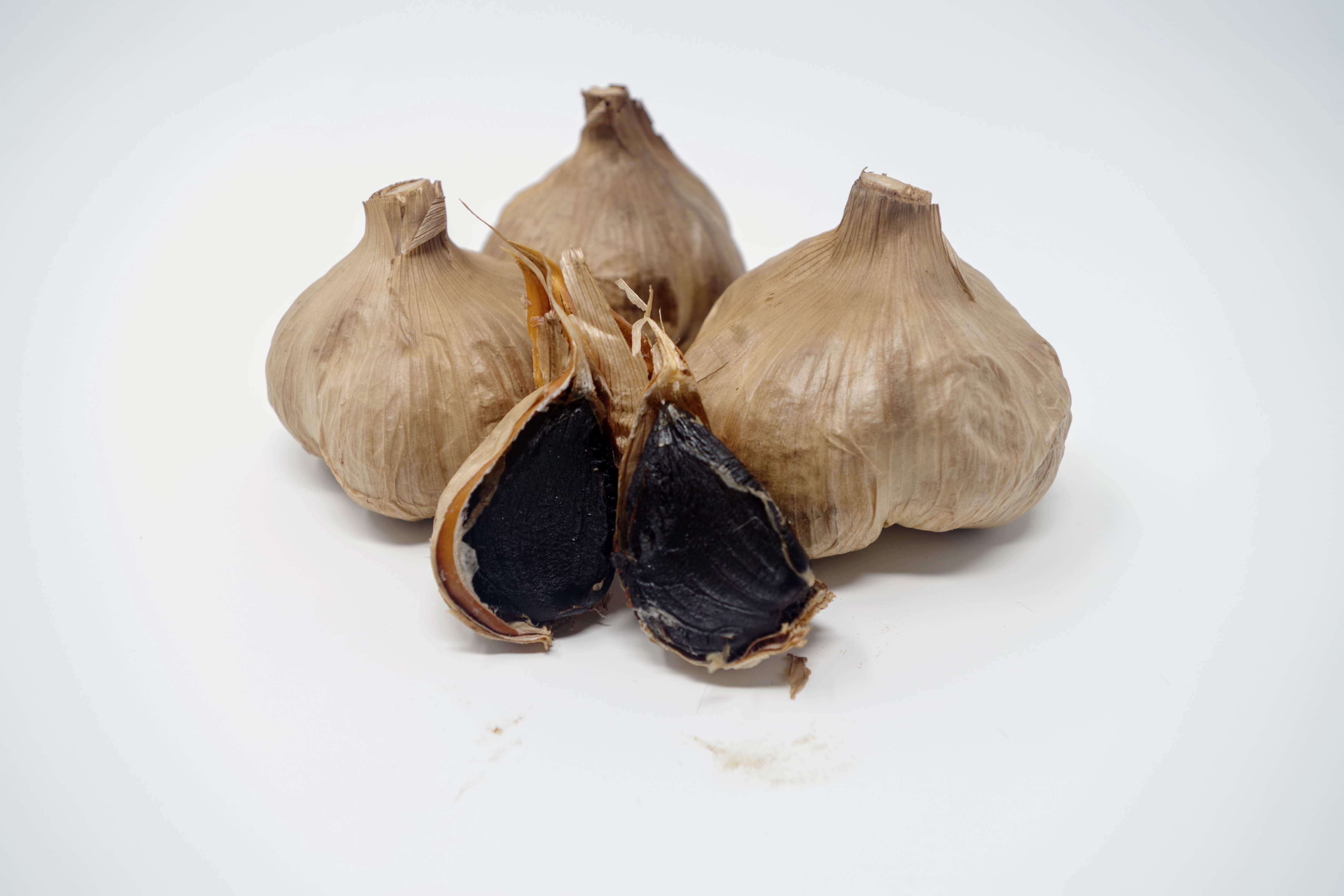 M180　熟成黒にんにく３個入り