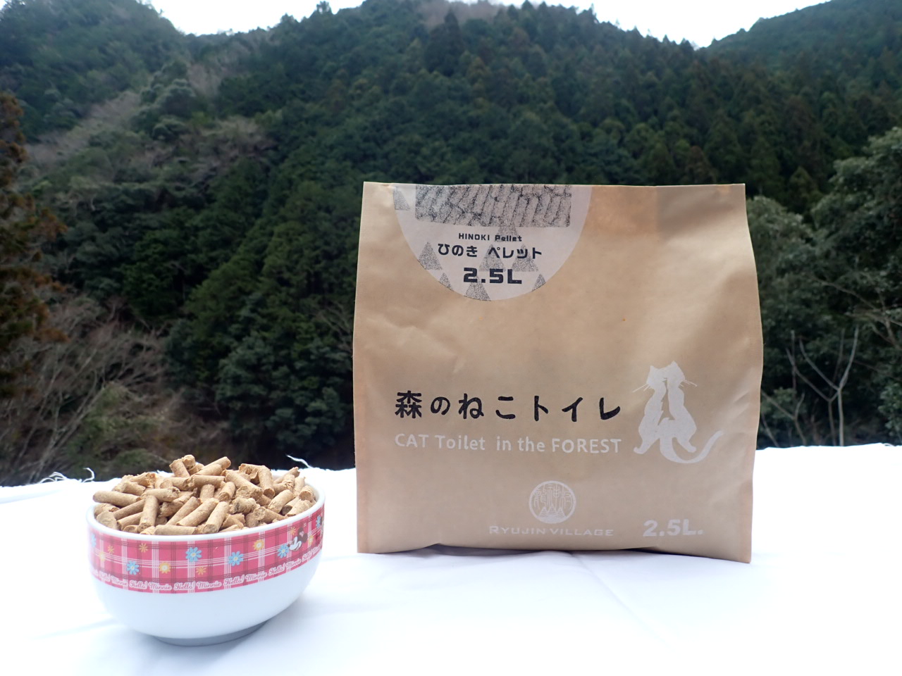 M210　森のねこトイレ２．５Ｌ×４袋