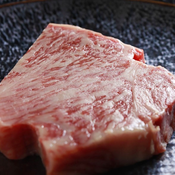 M385　熊野牛厚切りサーロインステーキカット３５０ｇ