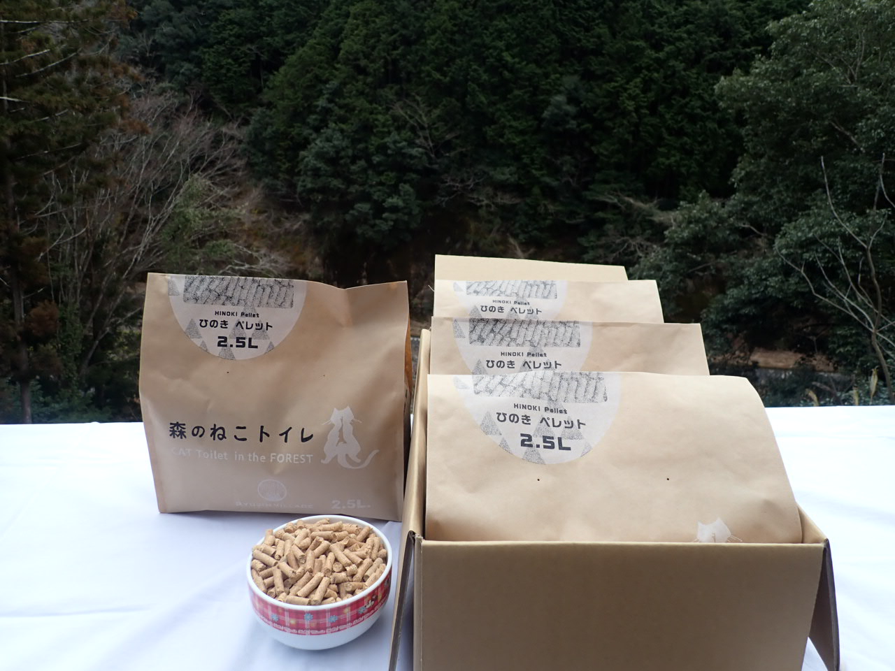 M210　森のねこトイレ２．５Ｌ×４袋