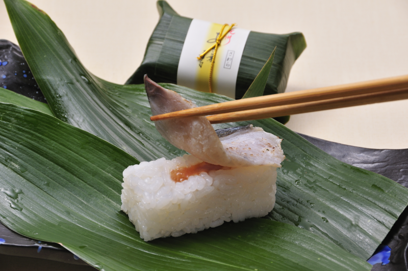 M322　紀州あせ葉寿司（鯖）と鯖棒寿司の詰合せ