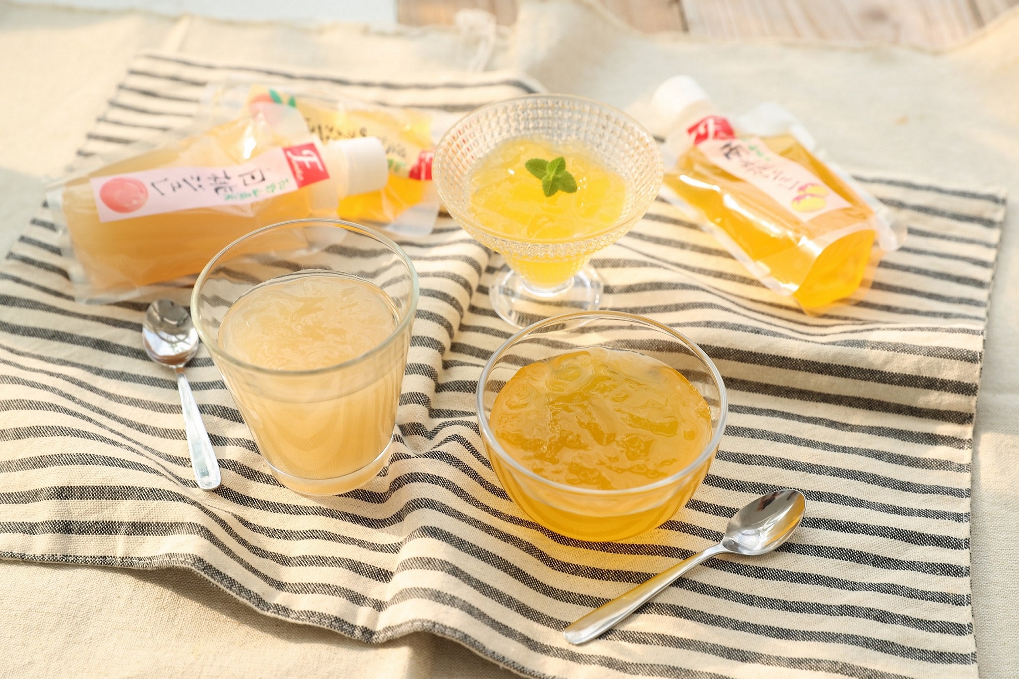 M126　フルーツジュレ８本セット