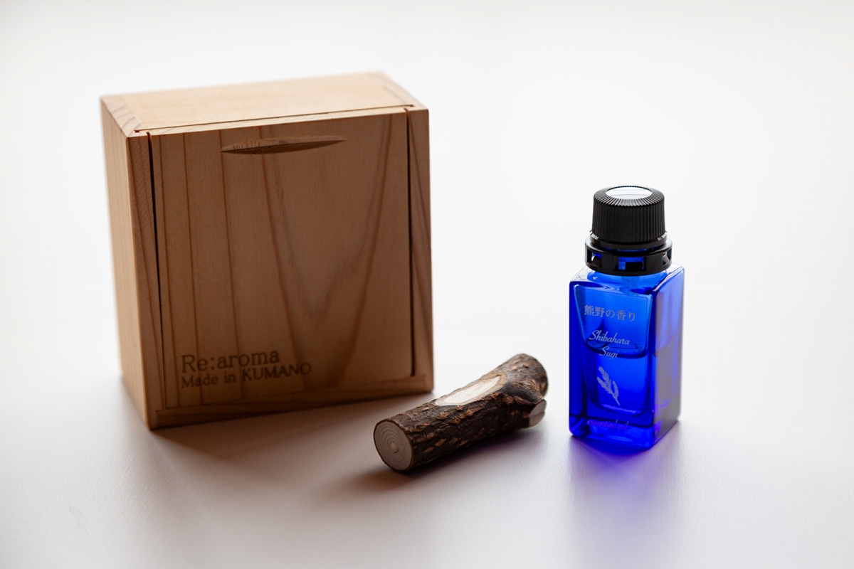 M209　熊野の香り 熊野杉Shibahara 木箱入りアロマオイル