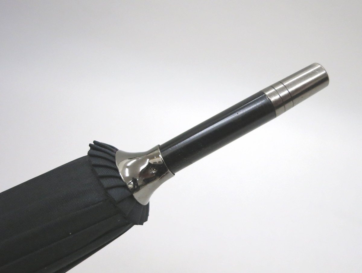 M233　紀州漆器アンブレラ『グラデ黒』１６本骨傘カバー付　ギフト箱入