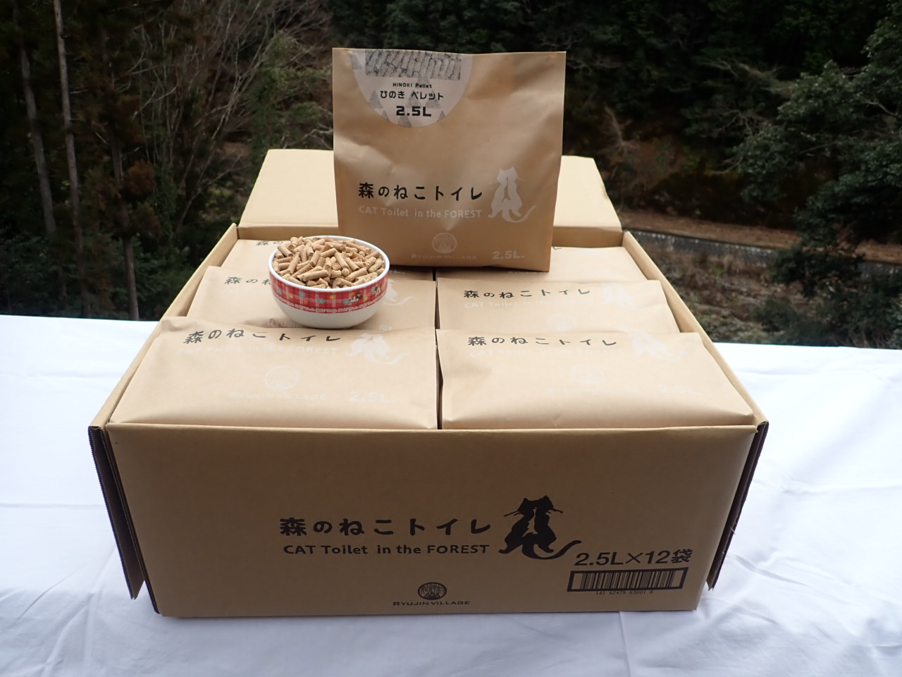 M407　森のねこトイレ２．５Ｌ×１２袋