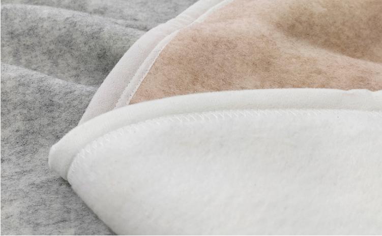 ウールとコットンのリバーシブルブランケット　ひざ掛サイズ（70×100cm）グレー　KK-117H　GY