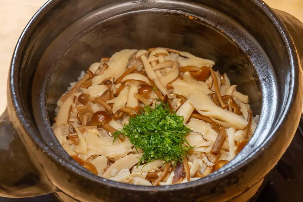 【日本料理 寺田】和歌山市食材をふんだんに使用した季節のおまかせコース＜2名様分＞（ぐるなびセレクション）