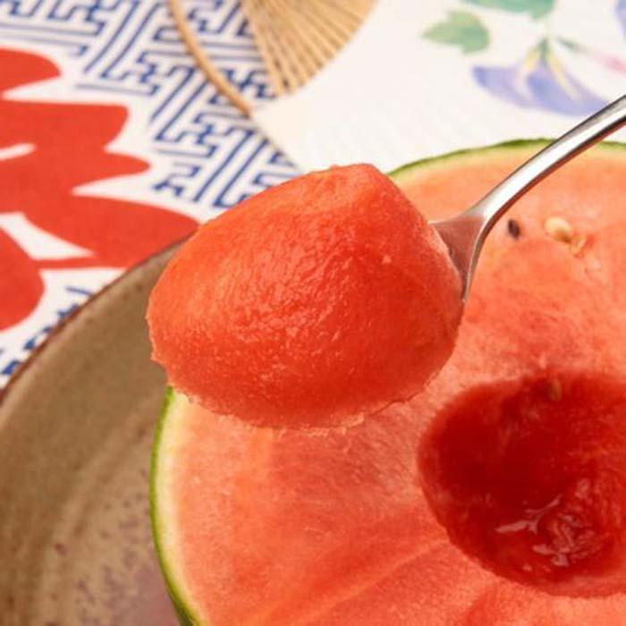 ［先行予約］厳選 小玉すいか Ｍサイズ／１玉入り［農家直送］［先行予約］［和歌山県産］［MS126］