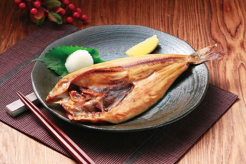 〈南高梅の梅酢使用〉 紀州備長炭干し 開き真ホッケ（大サイズ）6枚入り［MG78］