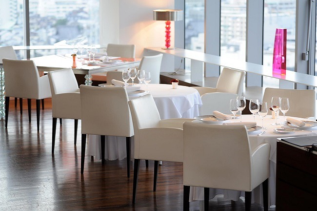 オテルドヨシノ　ペアディナー券＋ホテルランドマーク和歌山　ペア宿泊券