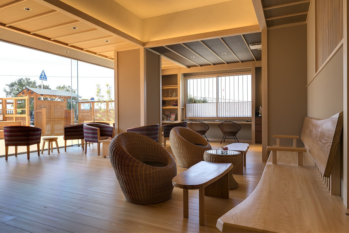 【加太淡嶋温泉大阪屋ひいなの湯】平休日1泊2食付ペア宿泊券《海の見えるリニューアル和洋室》