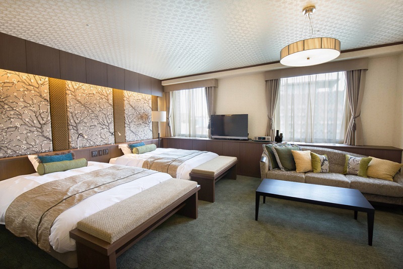 スイートルーム1泊朝食付きコース（大人2名１室）