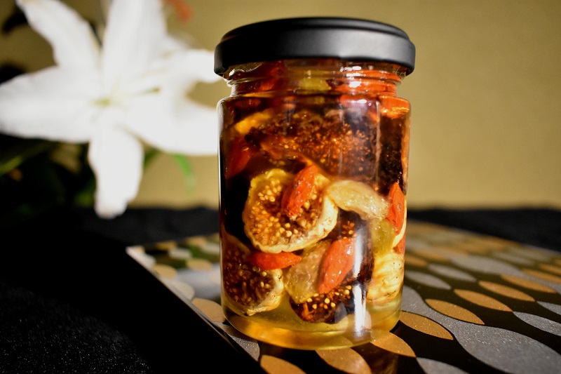 ドライフルーツの蜂蜜漬【峠プレミアム 映（HAYU）】～熊野古道 峠の蜂蜜×ドライフルーツ 【SW5】