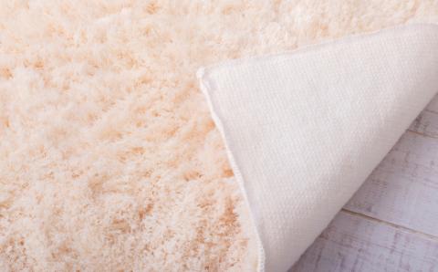 ふわふわコスモトロン吸水速乾バスマット３０mmアイボリー　縦４５cmX横６０cm