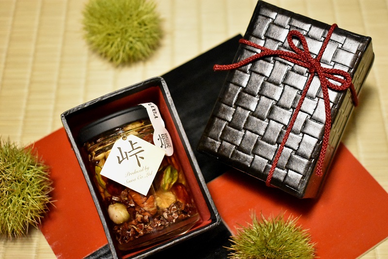 ナッツの蜂蜜漬【峠プレミアム 爛（RAN）】～熊野古道 峠の蜂蜜×ナッツ 【SW15】