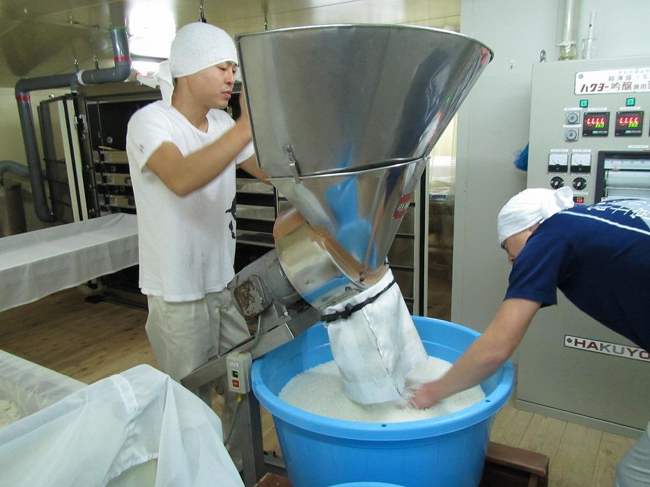 黒牛 純米酒・純米吟醸 1800ml × 2本 セット 名手酒造