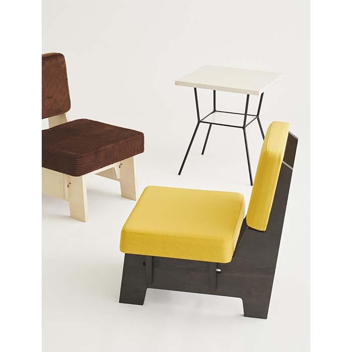 【天板ホワイト】  無垢材を使ったサイドテーブル D480xW480xH545