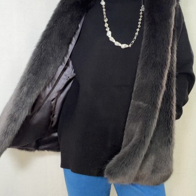 OKADA TEXTILE フード付きエコファーベスト  チャコールグレー