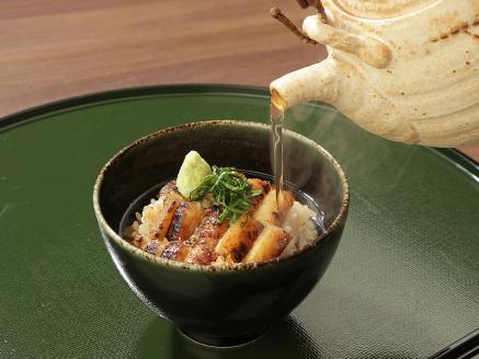 ドラゴンサイズの太刀魚蒲焼きのひつまぶし(3人前)(A626-2)