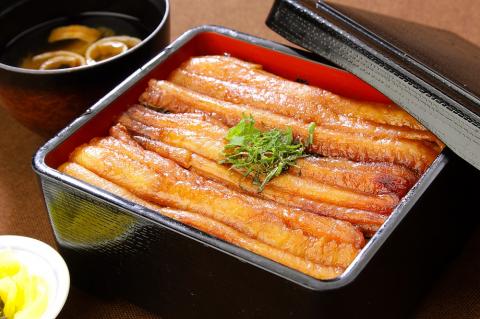 322 太刀魚の蒲焼き（100g）3本セット (A322-2)