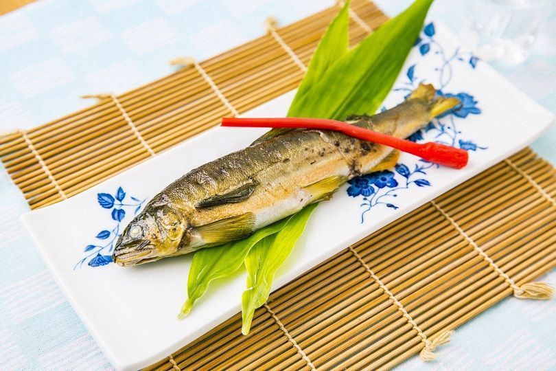 丈右衛門の鮎（１２尾入り）(A56-1)