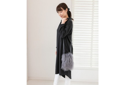 【0413-2】くるくる可愛い チベットラム毛皮ポシェット グレー
