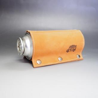 【1077-1】心躍るビンテージレザーの質感！牛革CB缶カバー BEIGE　( 野口オートキャンプ場 協力)