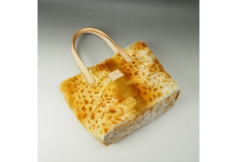 【0711-1】存在感のある色と柄! フェイクファートート　ベージュ