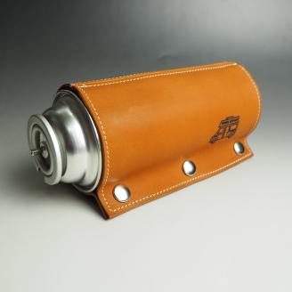 【0967-1】心躍るリアルレザーの質感！　牛革CB缶カバー BROWN（野口オートキャンプ場）