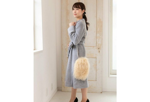 【0408-2】くるくる可愛い チベットラム毛皮ポシェット ベージュ