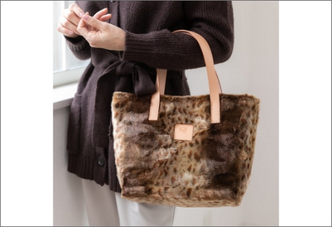 【0711】存在感のある色と柄! フェイクファートート　ブラウン