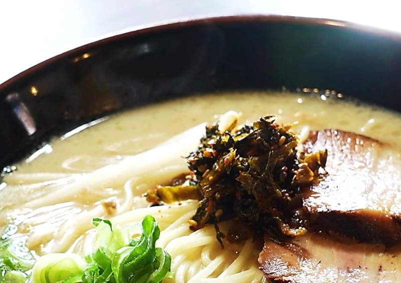 【1250】旨辛豚骨ら～めん（２食入り）・ピリ辛高菜セット