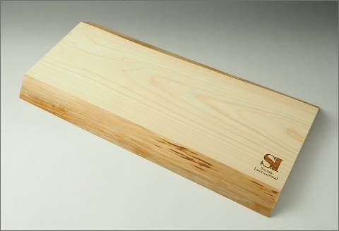 【0871-2】環境と心に優しい！紀州ひのき 手作りまな板　中サイズ