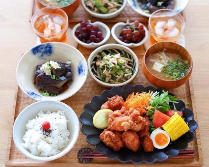 【1056-2】地域の方に長く愛されている【鳥好特製 唐揚げ＆生つくね】