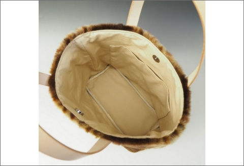 【0711】存在感のある色と柄! フェイクファートート　ブラウン