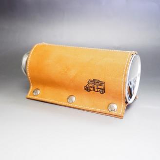 【1077-1】心躍るビンテージレザーの質感！牛革CB缶カバー BEIGE　( 野口オートキャンプ場 協力)