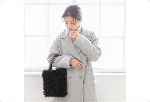 【0452-1】くるくる可愛い！カルガンラム手提げバッグ　ブラック