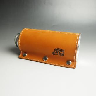 【0967-1】心躍るリアルレザーの質感！　牛革CB缶カバー BROWN（野口オートキャンプ場）