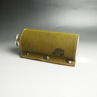 【0968-1】心躍るリアルレザーの質感！　牛革CB缶カバー OLIVE（野口オートキャンプ場）