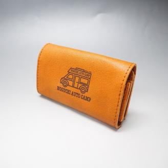 【1010-1】キャンピングカーロゴがお洒落！　牛革二つ折り名刺入れ( 野口オートキャンプ場 )